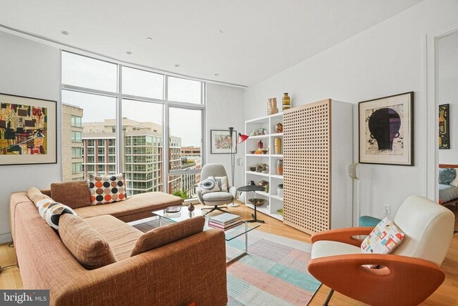 Building Photo - 1177 22nd St NW