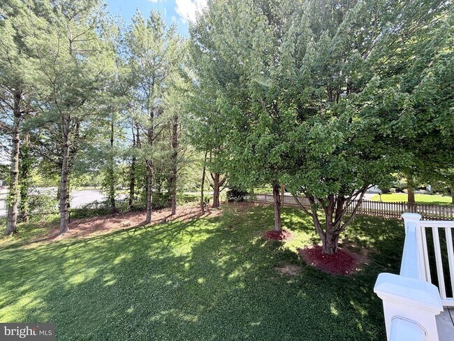 Building Photo - 11610 Seneca Forest Cir