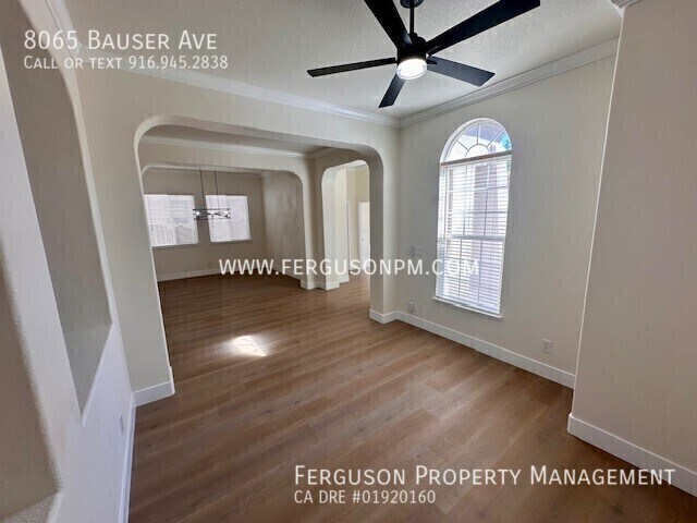 Building Photo - 8065 Bauser Ave