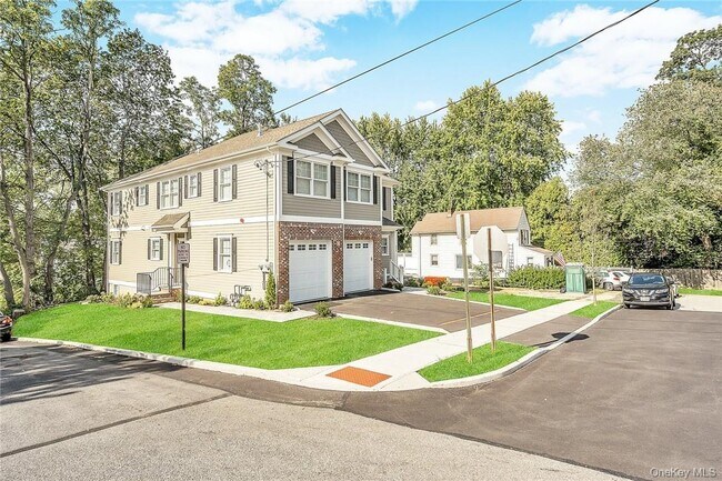 Building Photo - 233 Lincoln Ave