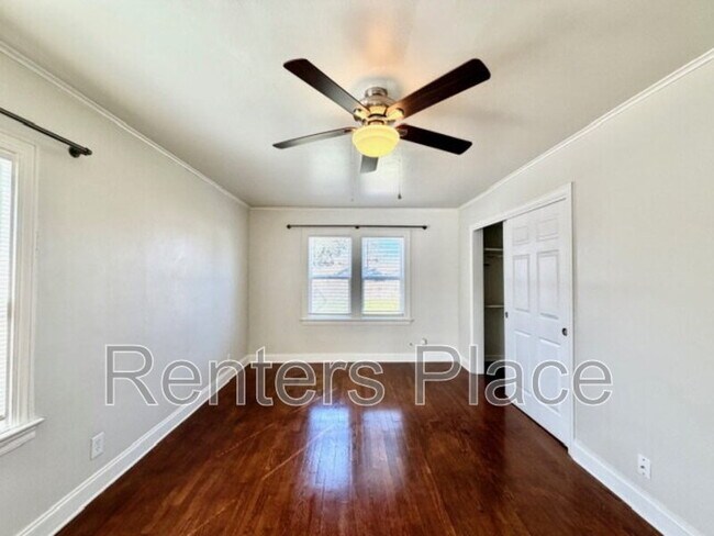 Building Photo - 5502 S Owasso Ave