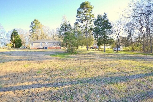 Building Photo - 7123 Gold Hill Rd
