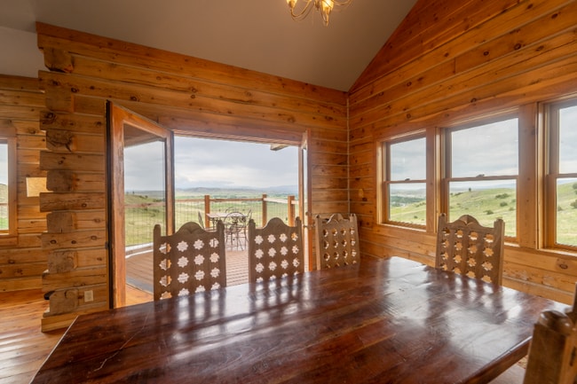 Building Photo - 405 Goat Mountain Dr