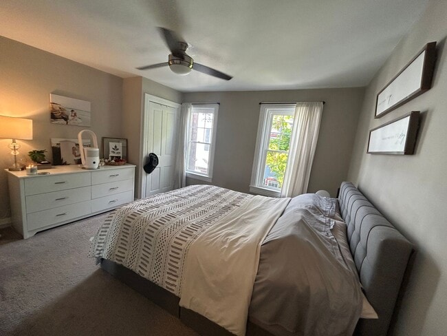 Building Photo - Now Leasing - Beautiful 3-bedroom, 1.5-bat...