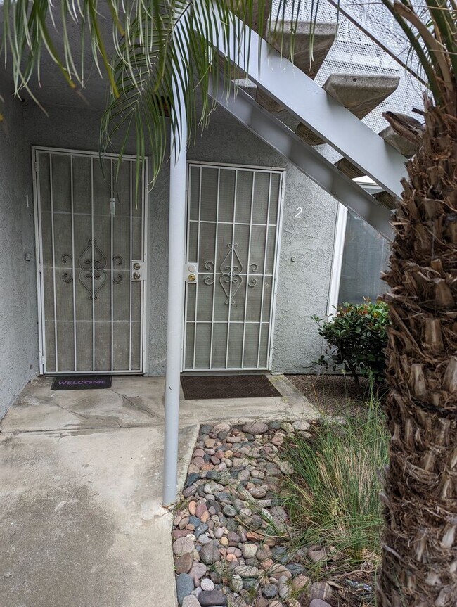 Building Photo - 3532 Meade Ave