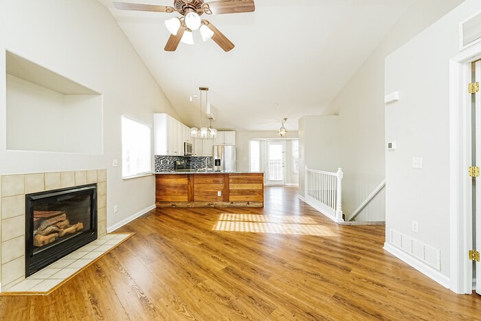 Building Photo - 4814 Pathfinder Dr