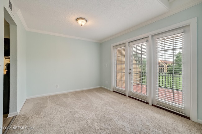 Building Photo - 6561 Mission Ct