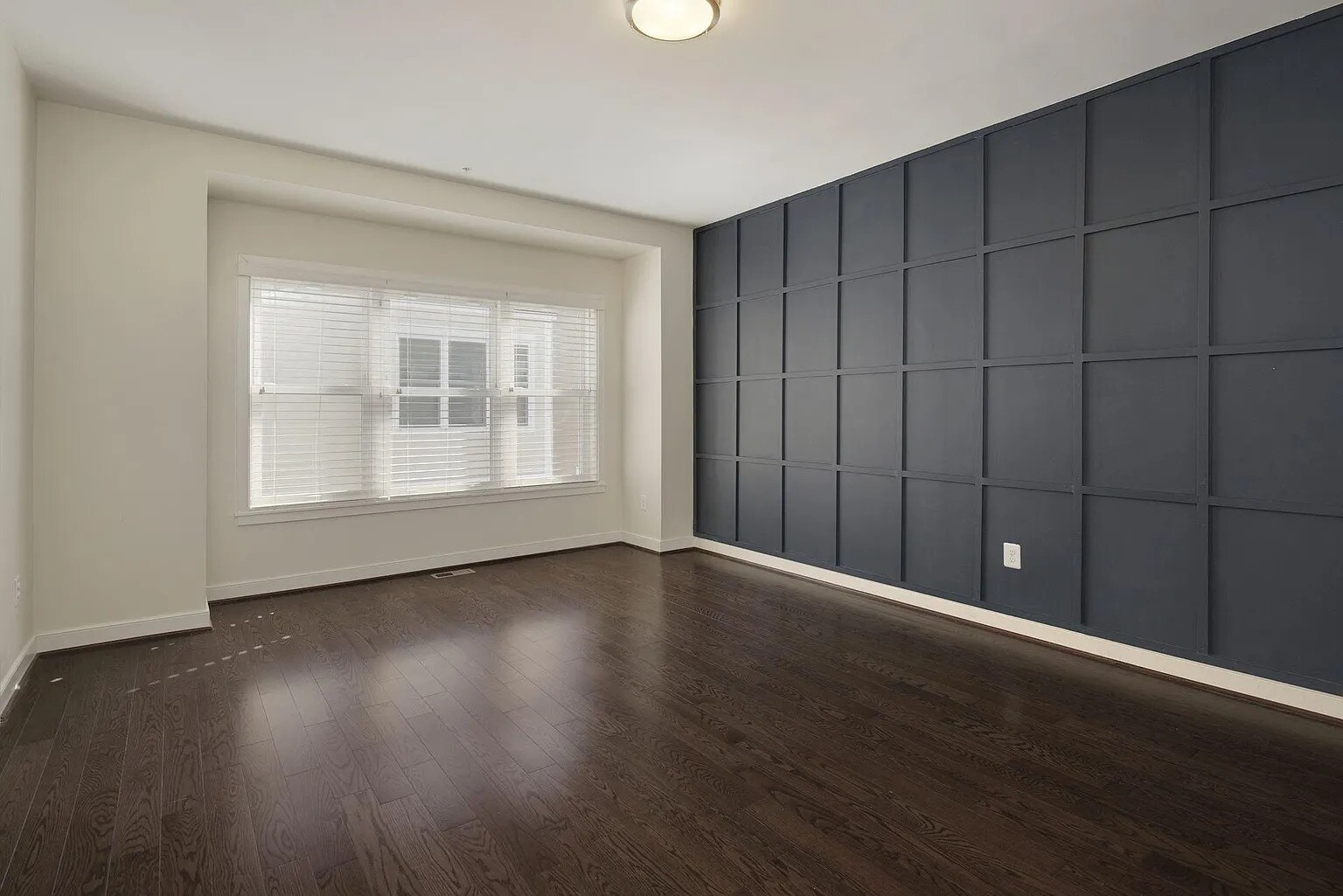 Master Bedroom - 70 Ellsworth Heights St