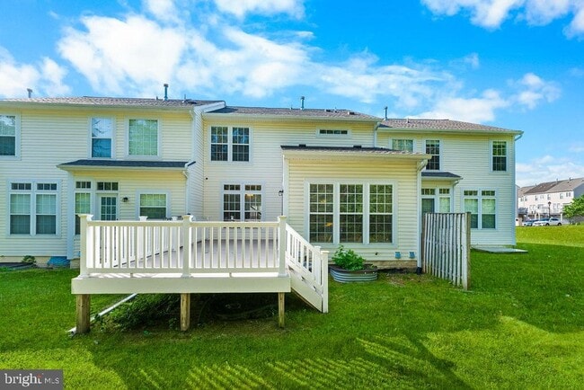 Building Photo - 7550 Maidenhead Dr