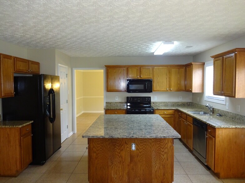 Building Photo - 1311 Aberdare Dr
