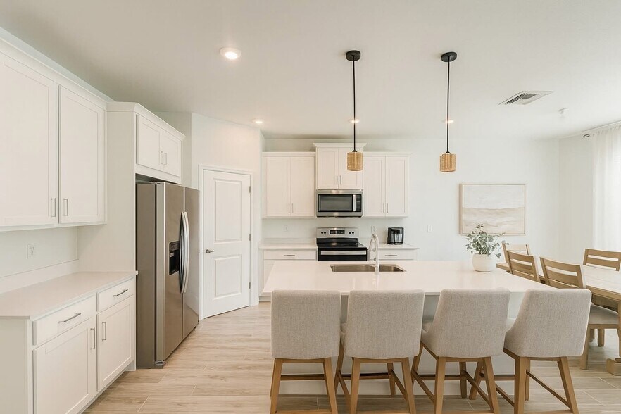 Building Photo - 14406 SW Skye Dr