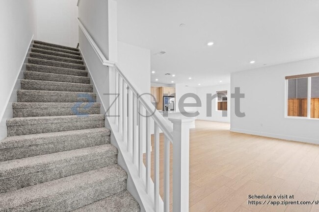 Building Photo - 67 W San Francisco Dr