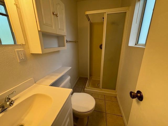 Building Photo - 4853 Short St