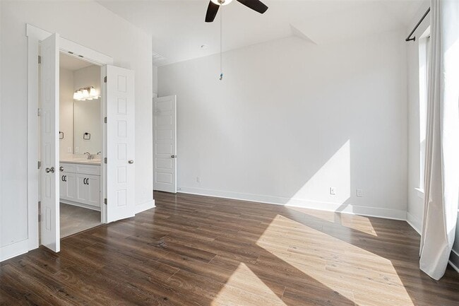 Building Photo - 259 Silver Pass