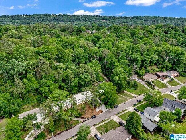 Building Photo - 917 S Forrest Dr