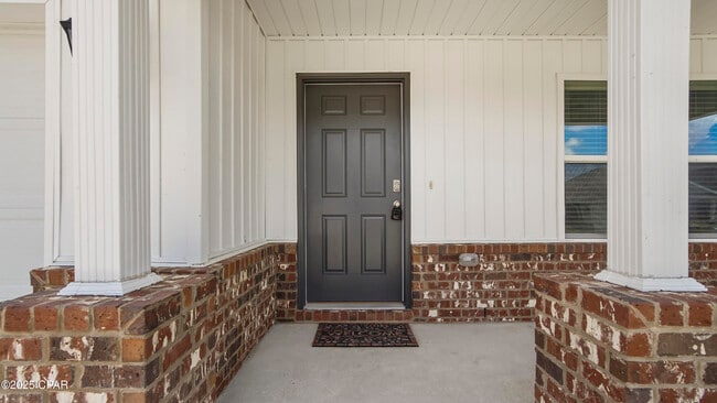 Building Photo - 4715 Firefly Ln