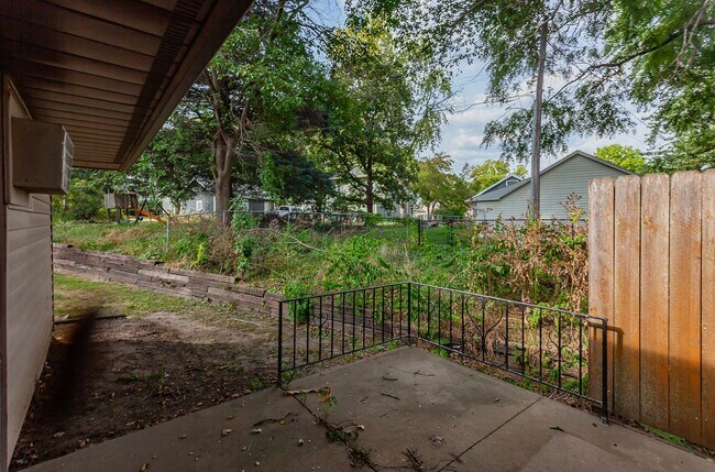 Floorplan - Brookside Apartments