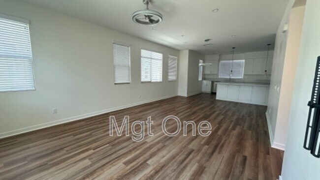 Building Photo - 214 Placemark