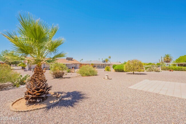 Building Photo - 10733 W Loma Blanca Dr