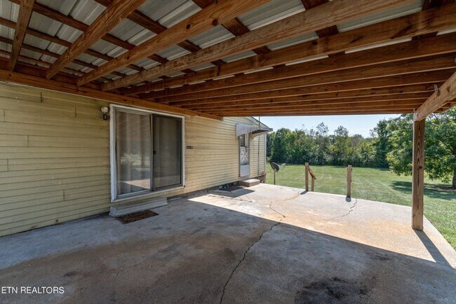 Building Photo - 3902 US Highway 411 S