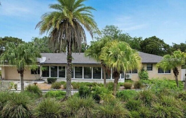 Building Photo - 210 Flagler Blvd