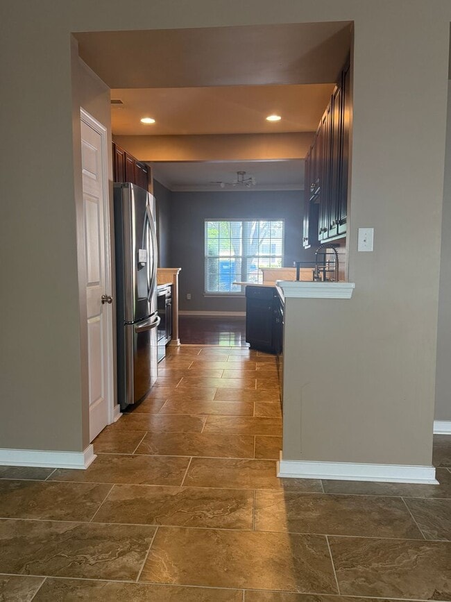 Building Photo - Upgraded 3 Bedroom Townhome North Chesterfield