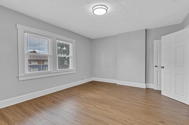 Building Photo - 3628 Birchwood Ave