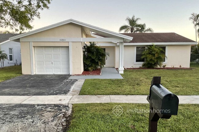 Primary Photo - 16861 Royal Poinciana Dr