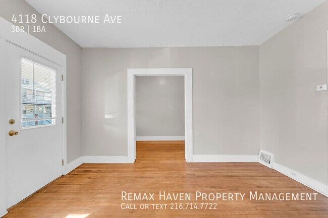 Building Photo - 4118 Clybourne Ave