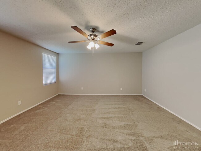 Building Photo - 8403 Bacury Rd
