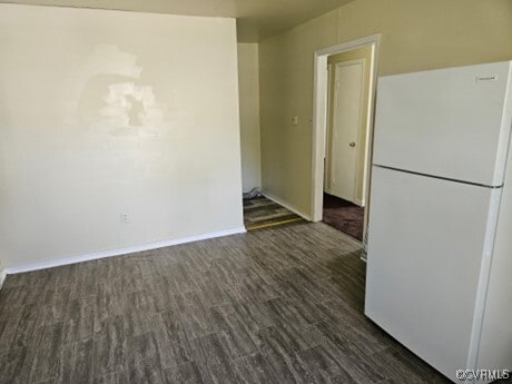 Building Photo - 15609 Silvertree Ln
