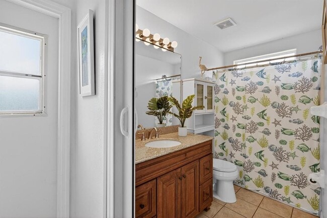 Building Photo - 419 Buckingham Cir