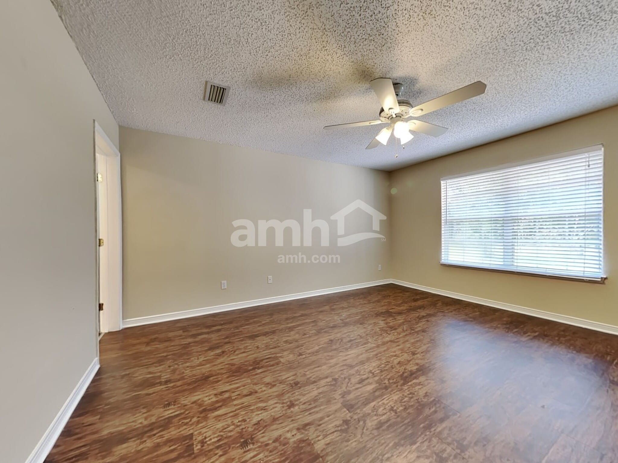 Building Photo - 1288 Summit Oaks Dr W