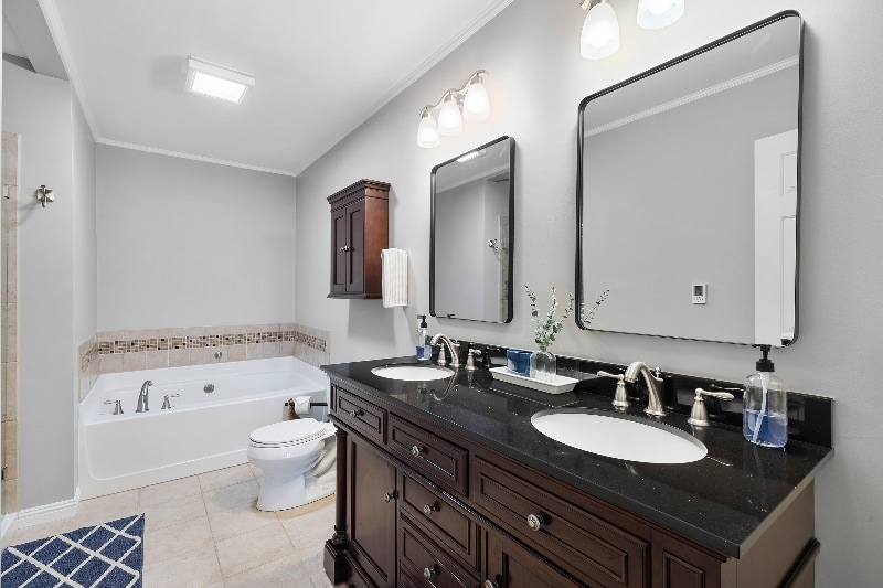 Building Photo - 1551 Decatur Dr