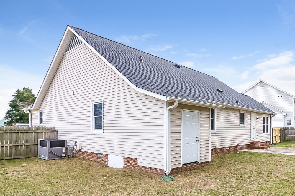 Building Photo - 4 Olde Charles Towne Ct