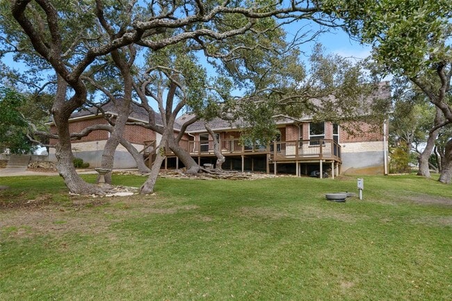 Building Photo - 2220 Comal Springs