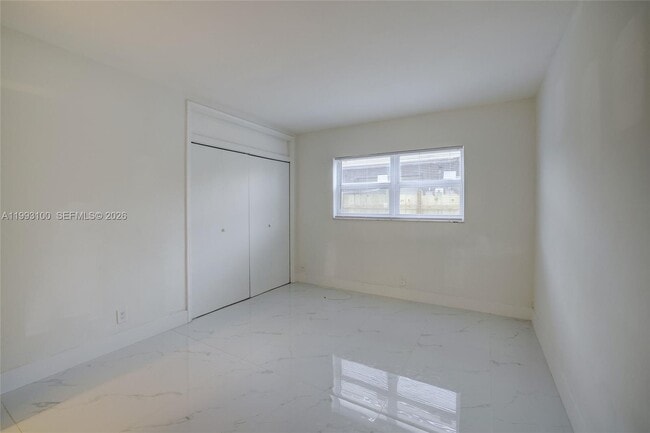 Building Photo - 1740 Funston St