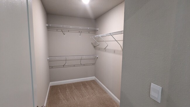 Building Photo - 96 Zancara St