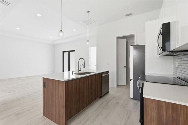 Building Photo - 8472 Agate St