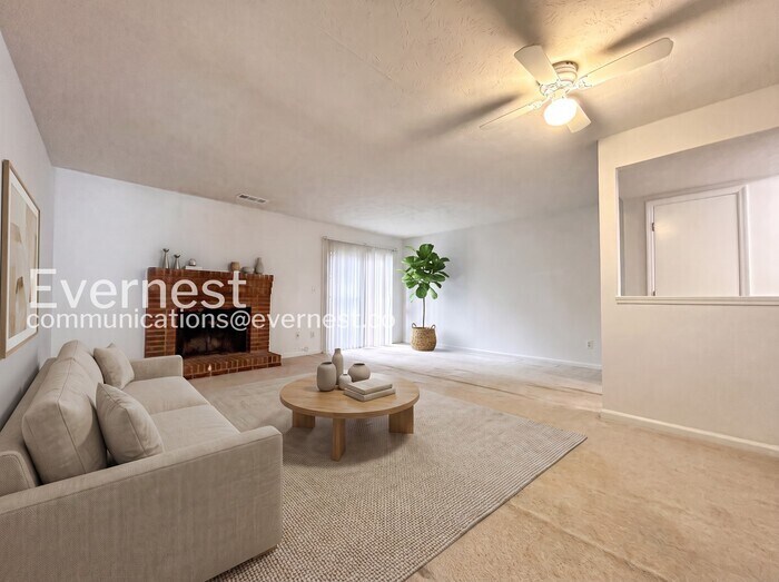 Building Photo - 402 Hamilton Trce