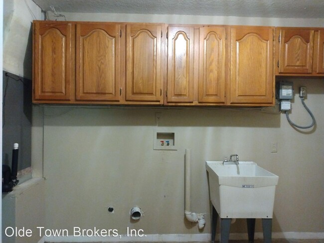 Building Photo - 3 br, 3 bath House - 606 E Orange Street