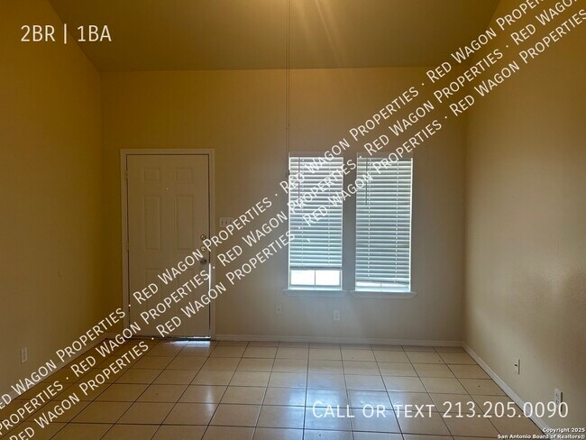 Building Photo - 7637 Windsor Oaks