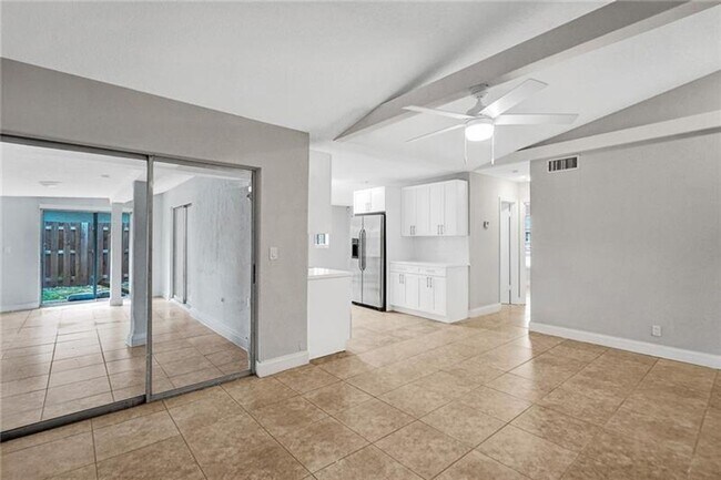 Building Photo - 20861 NW 9th Path