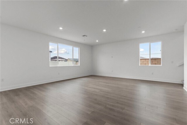 Building Photo - 33303 Celadon Ave