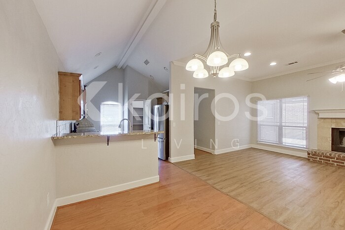 Building Photo - 2105 SE 42nd Ave