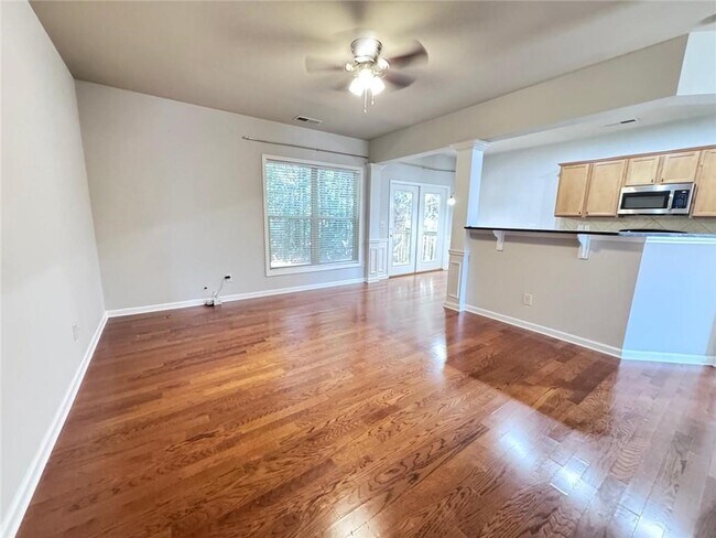 Building Photo - 1420 Brookmere Way