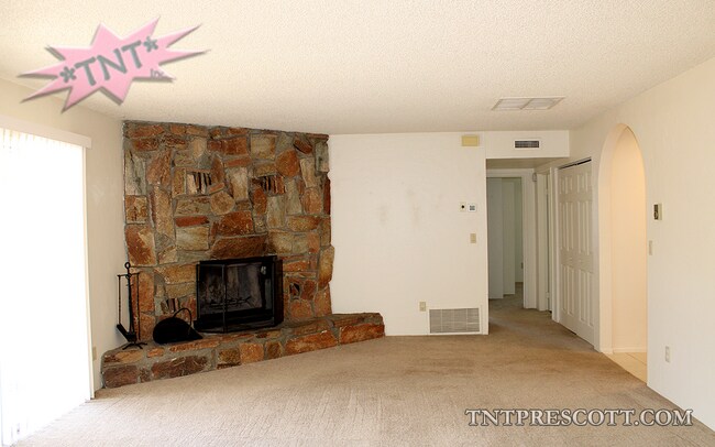 Building Photo - Home in Prescott on Cul-De-Sac ~ COMP HOLD (B)