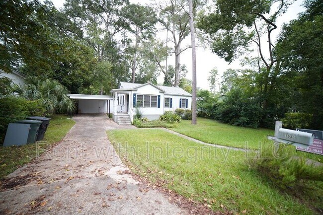 Building Photo - 1935 Temple Dr