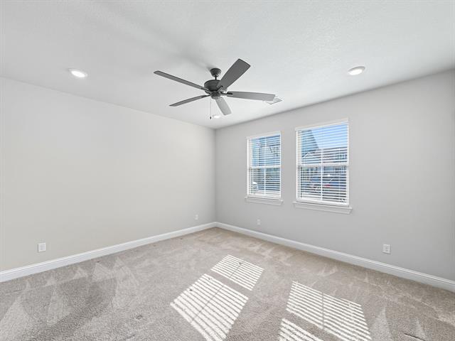 Building Photo - 9525 Thorncrown Ln
