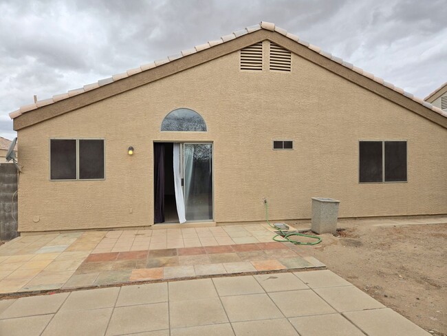 Building Photo - 8233 N 111th Ln